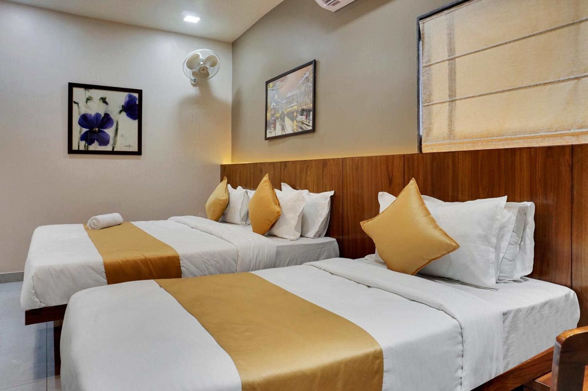 Hotel Sayba Executive Pune Ngoại thất bức ảnh