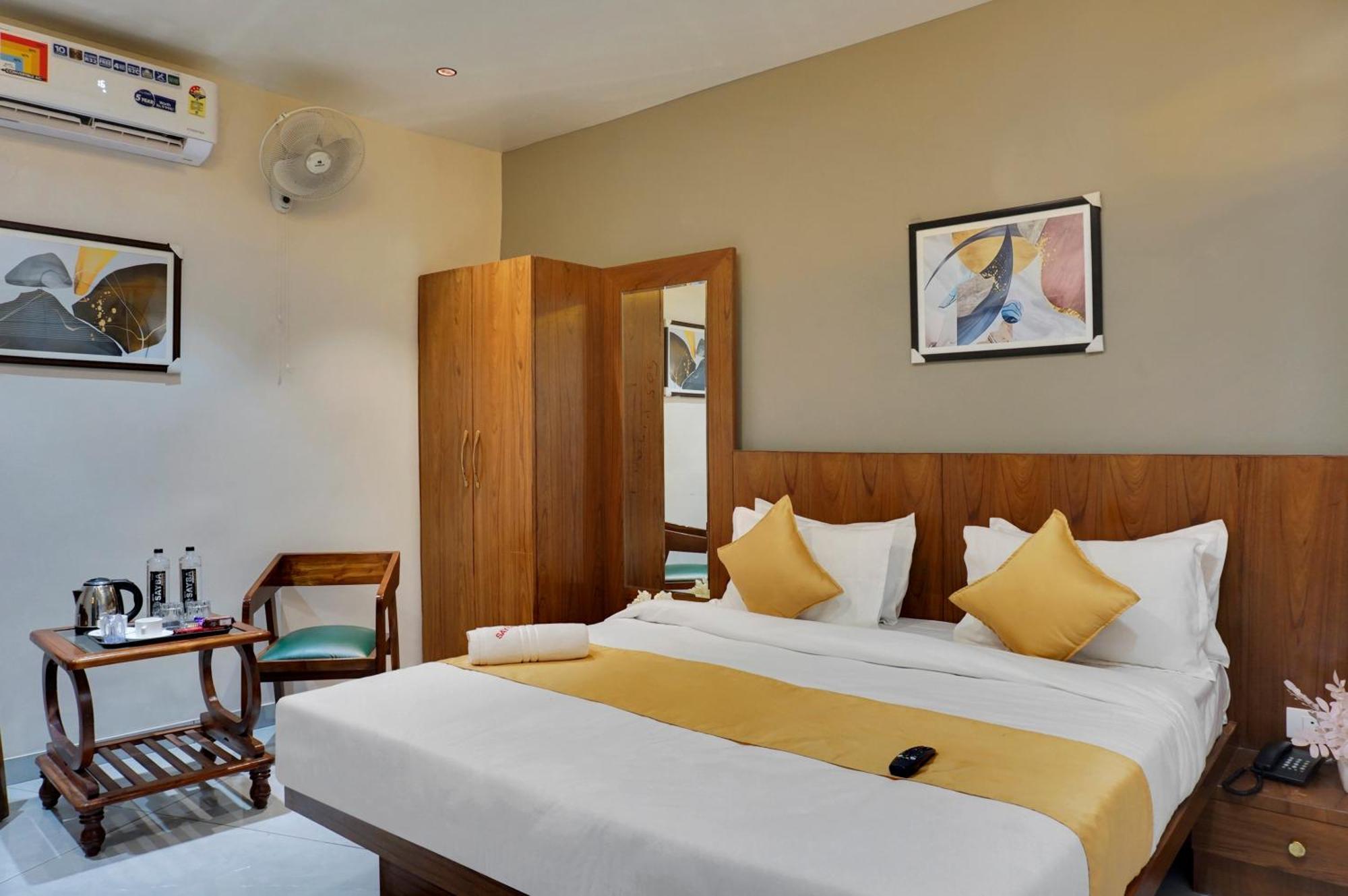 Hotel Sayba Executive Pune Ngoại thất bức ảnh